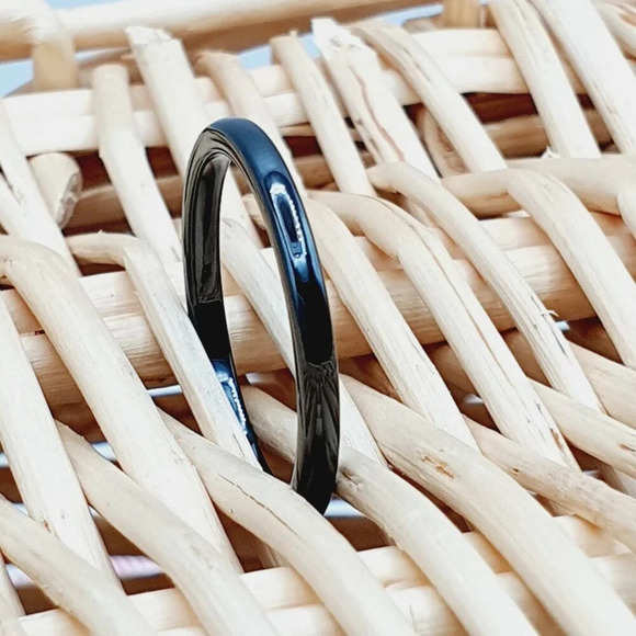 "Thin Polished Black Tungsten Wedding Ring for Men, GALTUN207